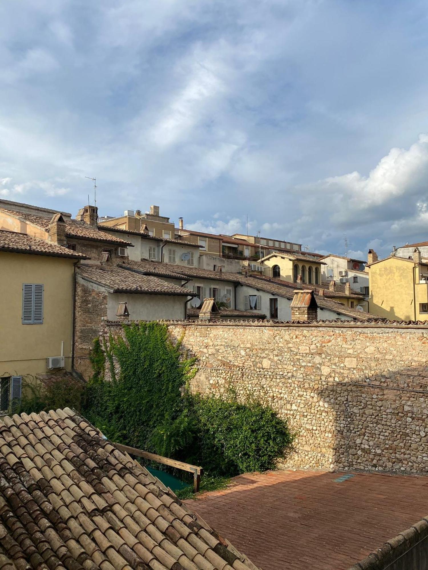 Appartamento La Spiaggetta Foligno Esterno foto